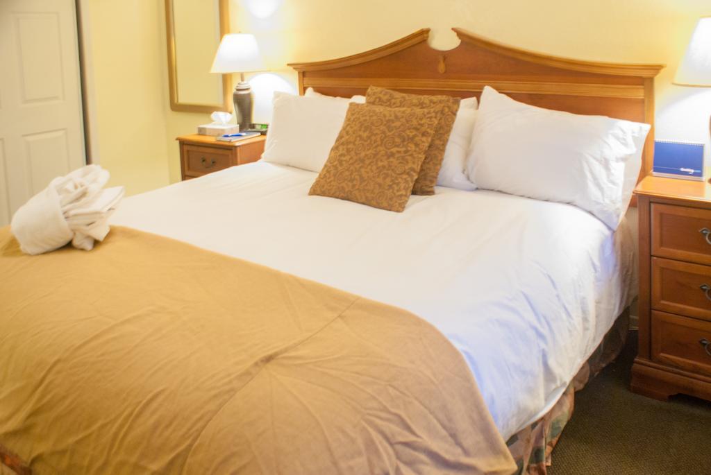 Tuscany Manor Palm Springs Rom bilde
